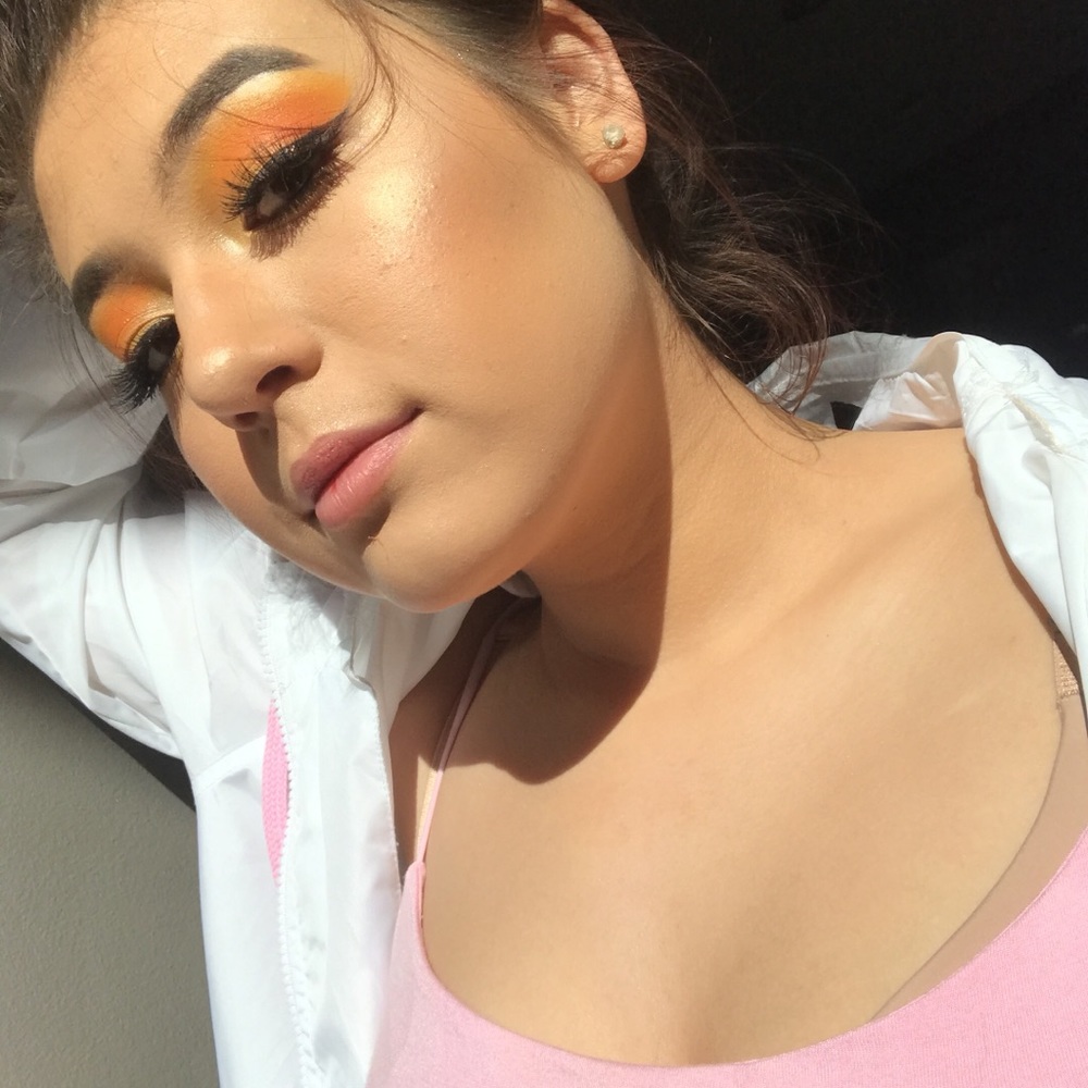 Meet your Posher, Lily